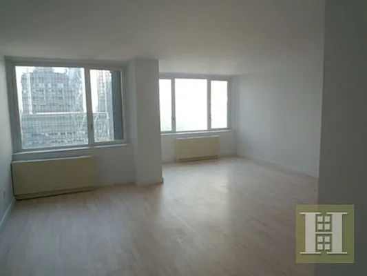 Rented by Halstead Real Estate | media 19