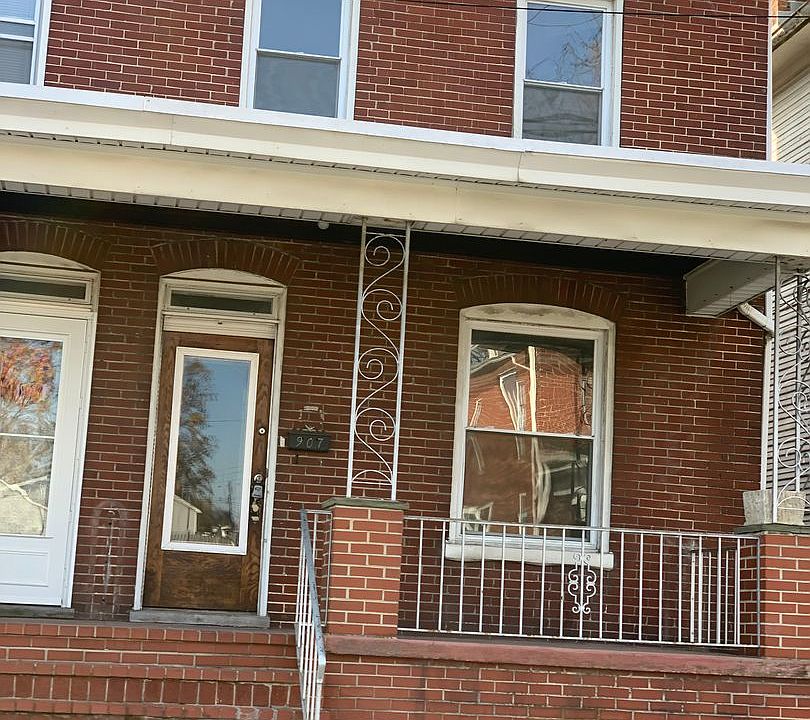 1st image of 907 W Washington St