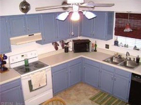 2nd image of 2129 Bloomsbury Ln