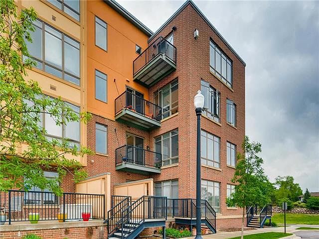 2nd image of 1070 Grandview Ct NE APT 305