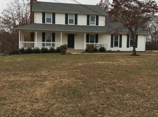 212 Old Columbia Rd, Dickson, TN 37055