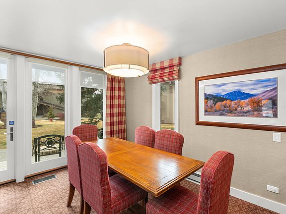 4th image of 733 Sun Valley Rd Condo Dr 733/734