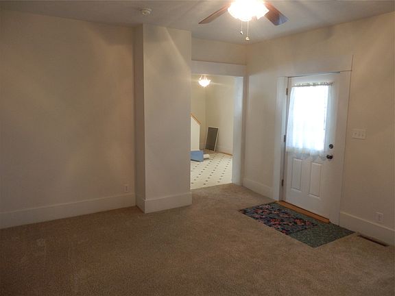 4th image of 805 N Olive St