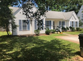 107 Arbors Ct, Central, SC 29630