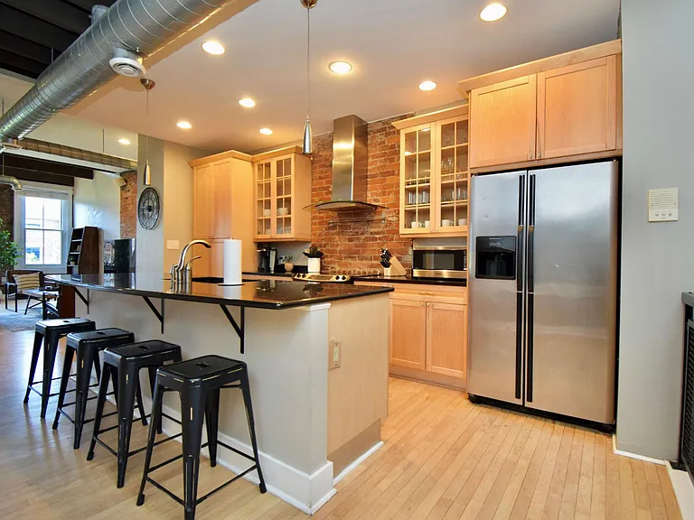 110 E 13th St #3 — Photo 10