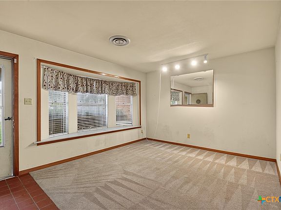 4th image of 206 Cambridge St