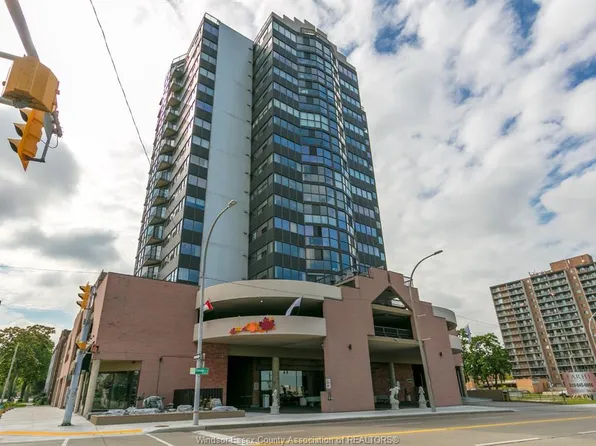 515 Riverside Dr W #1203, Windsor, ON N9A 7C3