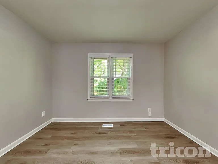 2309 Pastille Ln — Photo 13