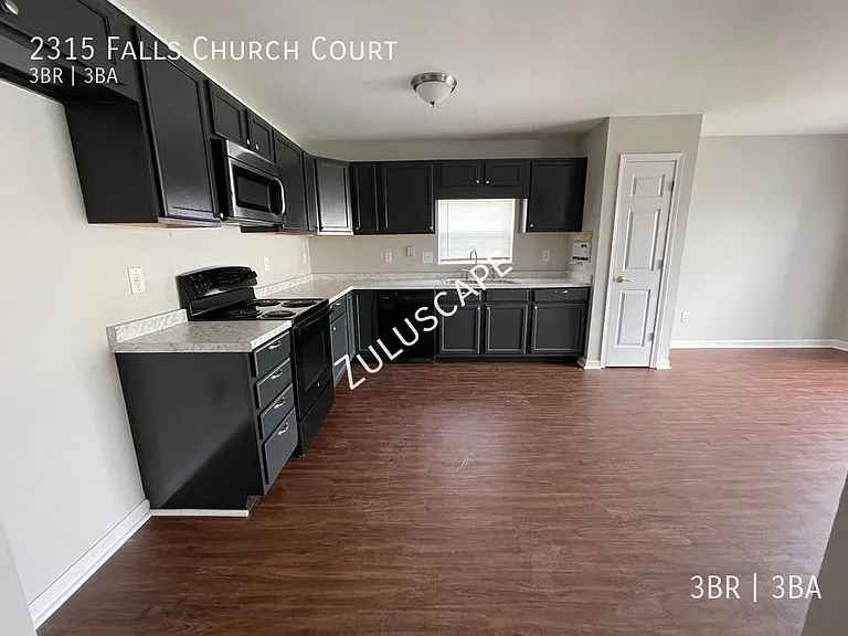 2315 Falls Church Ct — Photo 15