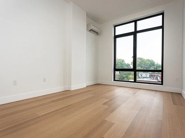 420 Gates Ave #3F — Photo 8