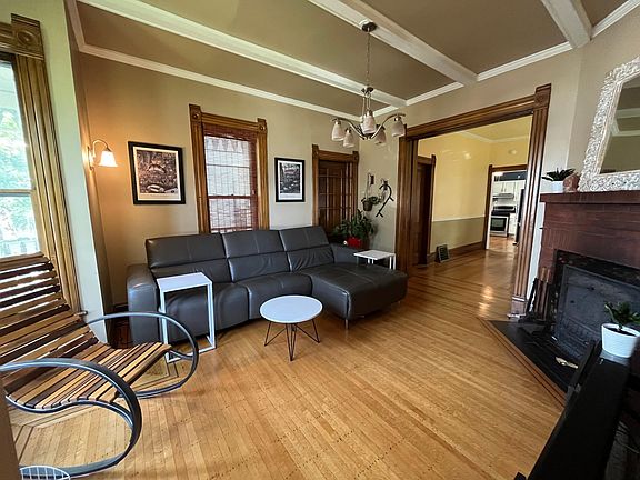 5th image of 3533 Nicollet Ave #1