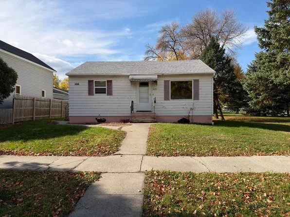 409 3rd St S, Breckenridge, MN 56520