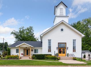 16170 Pleasant St, Linden, MI 48451