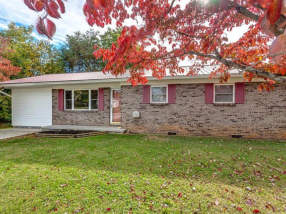 5th image of 3103 Suzanne St