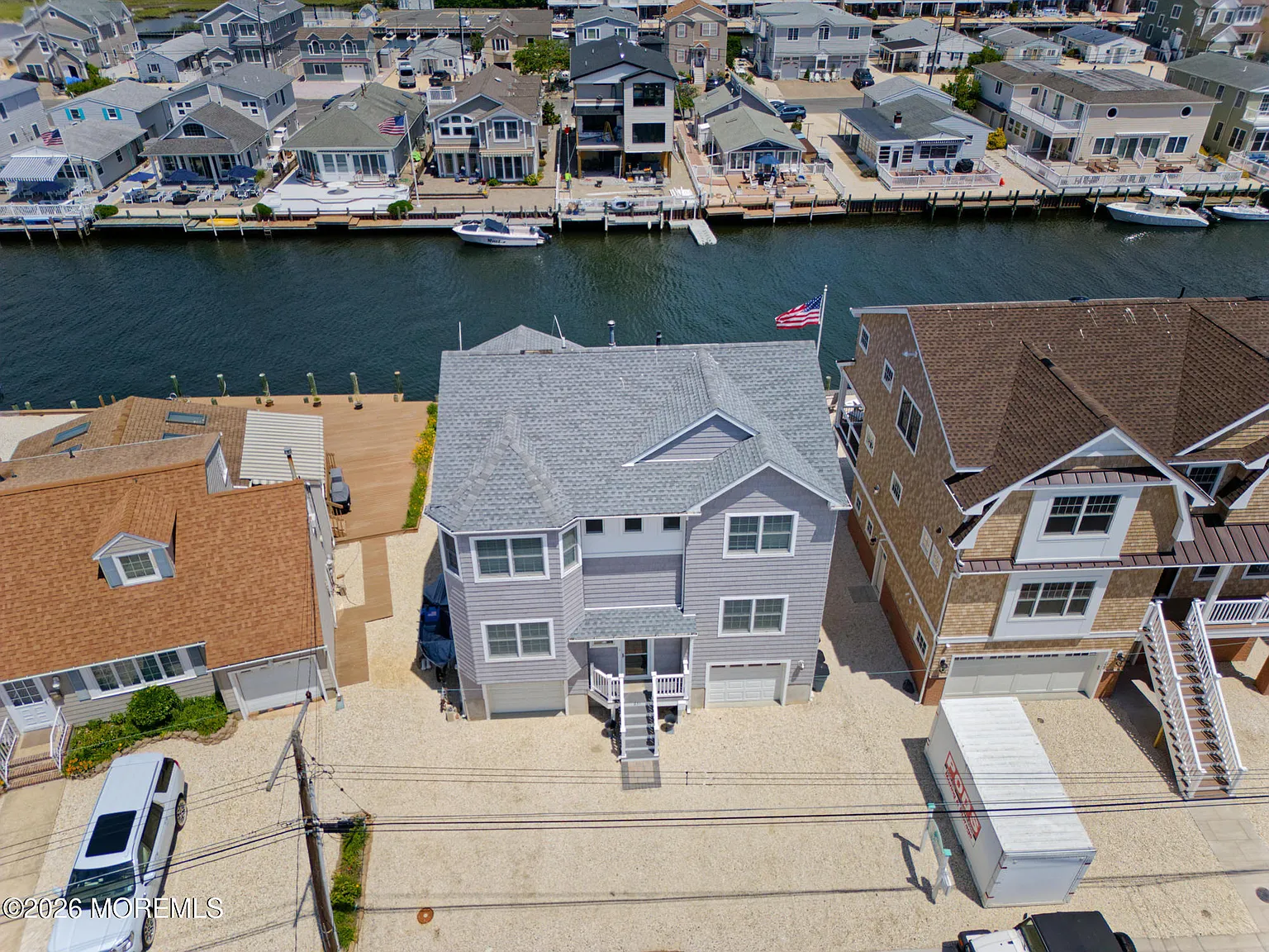 6 bed, 5.0 bath, 2536 sqft, $10,000 — Photo 4