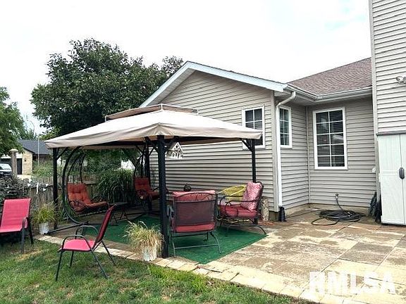 5th image of 4528 Barrington Dr
