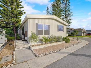 476 Trout Ln, Oldsmar, FL 34677