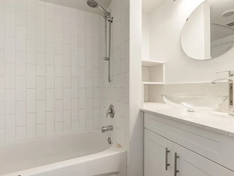 1015 Cameron Ave SW — Photo 15