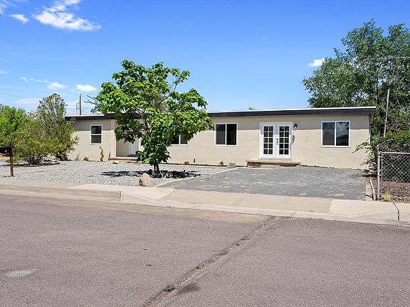 2nd image of 3208 Valley Haven Ct NW