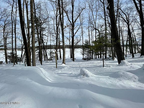 2nd image of 68 Lake Dr