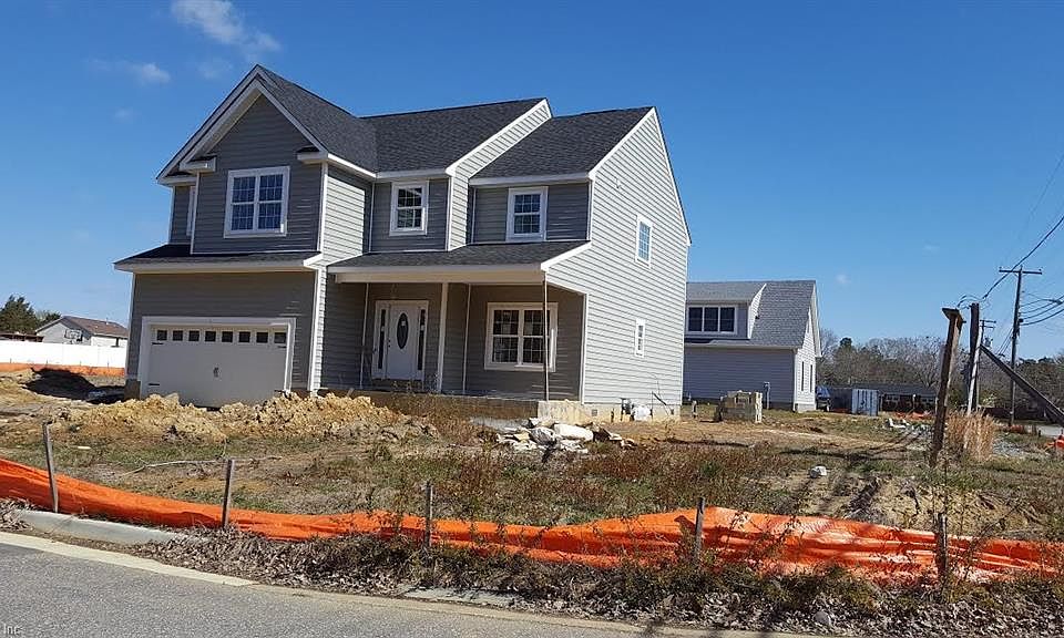 2nd image of 2 Stoneybrook Ln