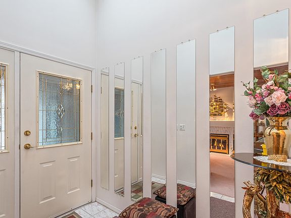 3rd image of 20256 123rd Ave