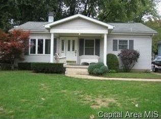 429 W Lake Shore Dr, Springfield, IL 62703