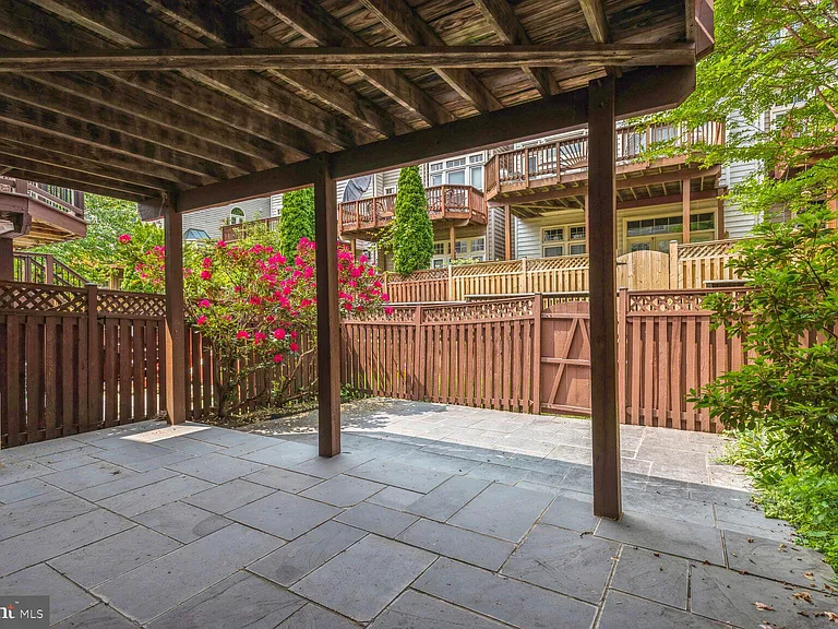 1782 Dawson St — Photo 20