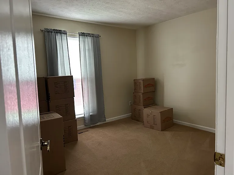 101 Highgate Dr — Photo 21