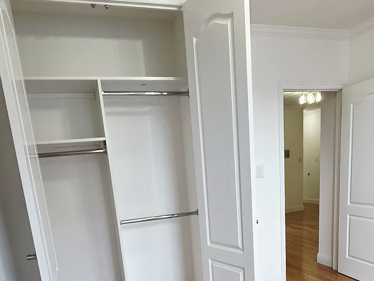 411 88th St #3 — Photo 9