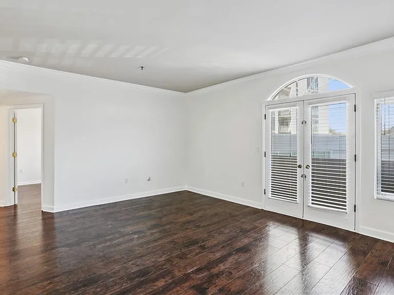 2161 Peachtree Rd NE #205 — Photo 7