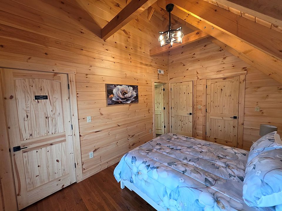 16th image of this home