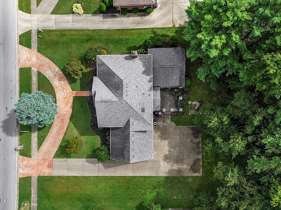 9104 Linn Station Rd, Hurstbourne, KY 40222 | Zillow