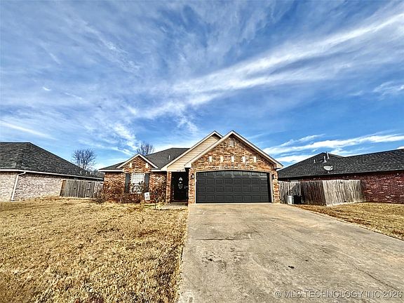 2nd image of 3948 Highland Dr