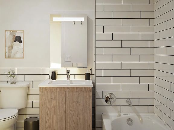 4th image of 1440 Amsterdam Ave #1815