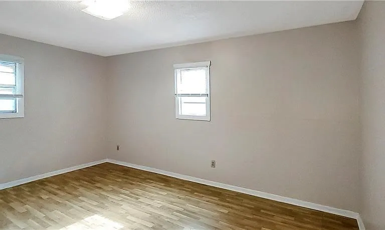 808 Wexler St — Photo 13