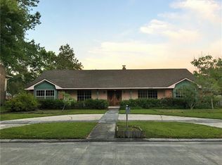 114 Queens Ln, Slidell, LA 70458