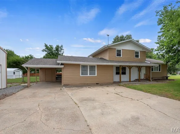 119 Depro Ave, Sikeston, MO 63801