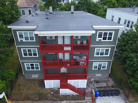 2nd image of 125 Rosseter St