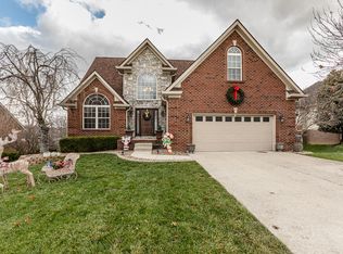 108 Cedar Stream Dr, Paris, KY 40361