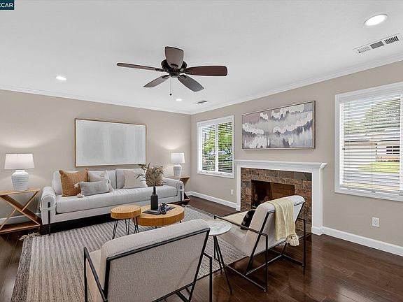 5th image of 4092 Nulty Dr