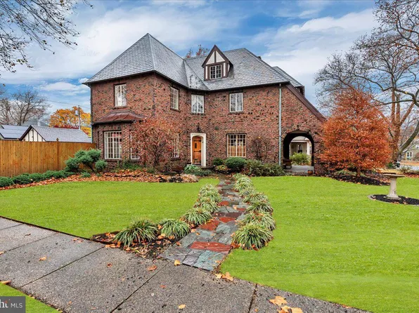 817 Lincoln Ave, Palmyra, NJ 08065