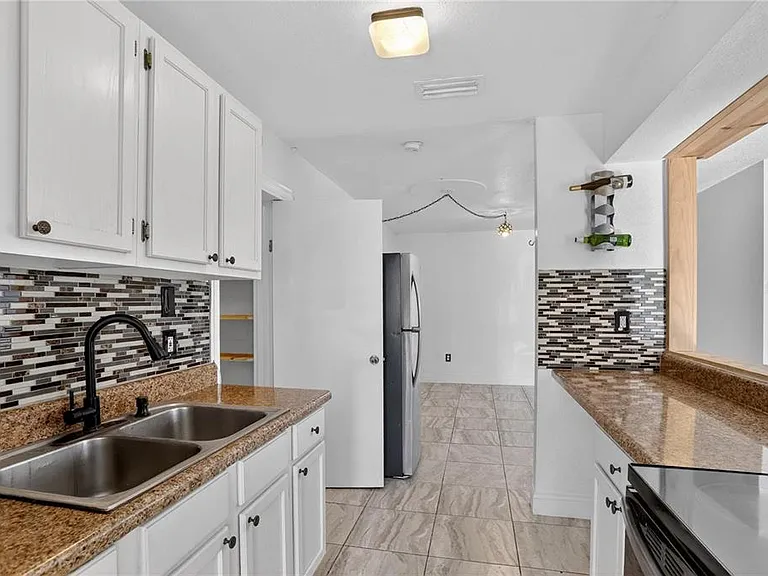 8071 Rhea Cir #B — Photo 8