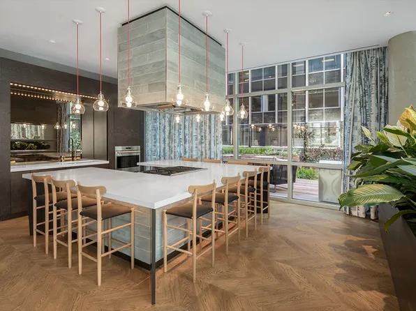 225 East 39th Street image 10 of 25