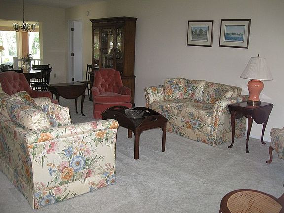 livingroom inside front door