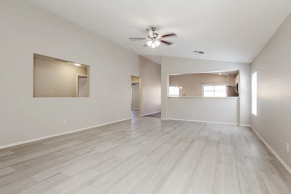 4 bed, 2.0 bath, 1603 sqft, $1,880 — Photo 3