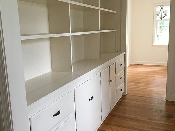 2nd image of 108 Military Dr APT 2
