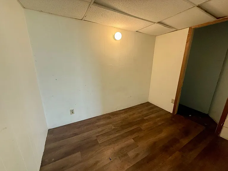 1111 Kickbusch St — Photo 6