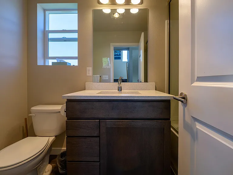 2403 Boylston Ave E #2 — Photo 31
