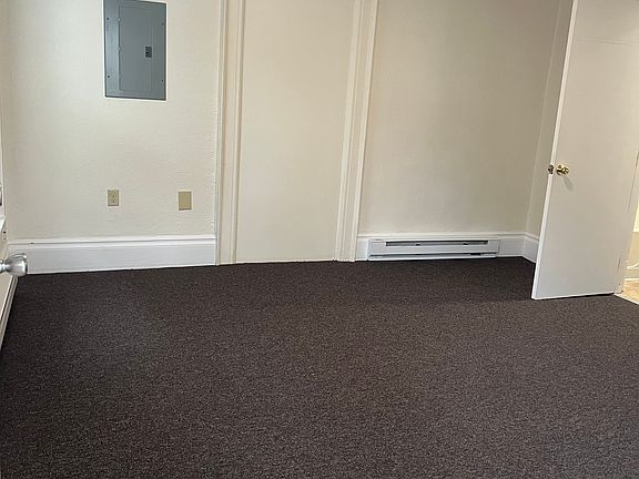 3rd image of 422 Walnut St #1
